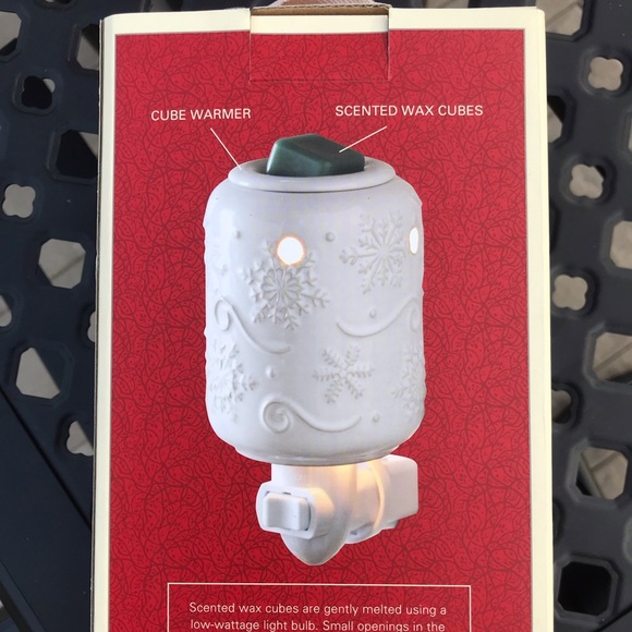 3 Piece Snow Swirl Wax Melt Gift Set - Picture 4 of 5